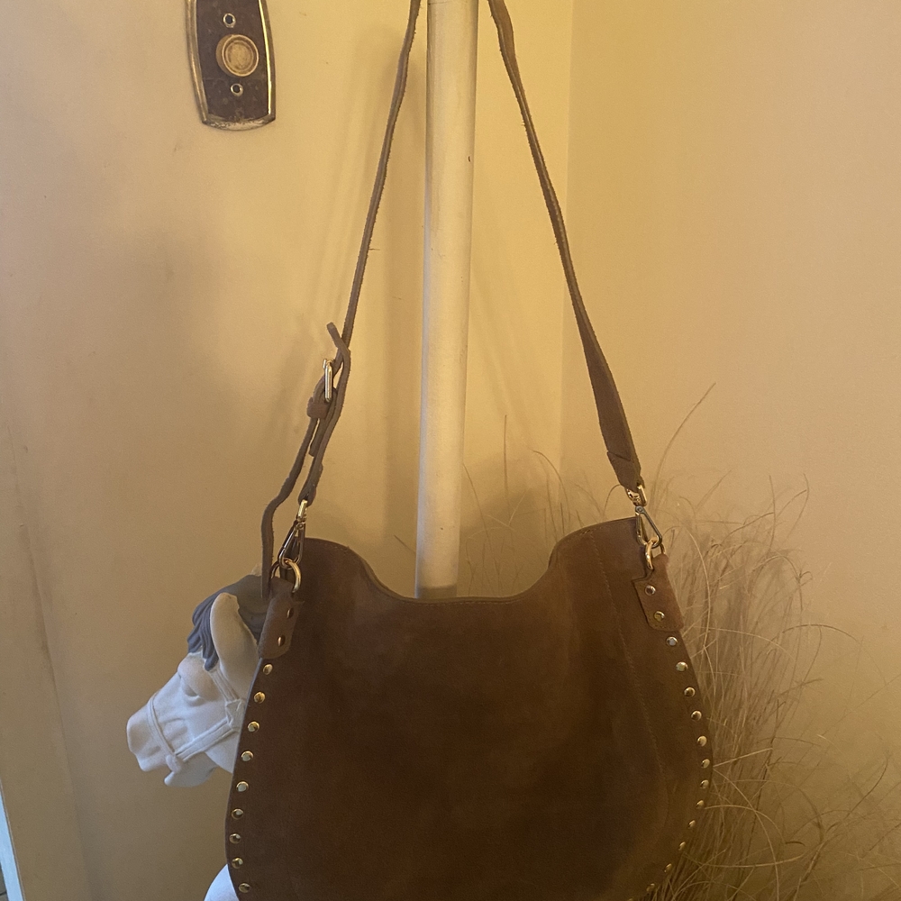 Stylish Brown Shoulder Bag with Gold Accents